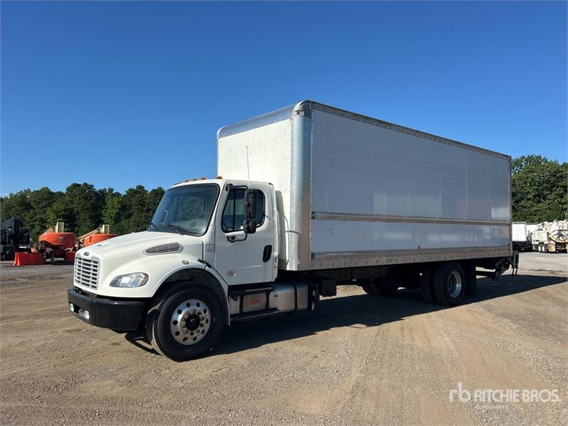 Camion fourgon Freightliner M2106 — occasion 2018