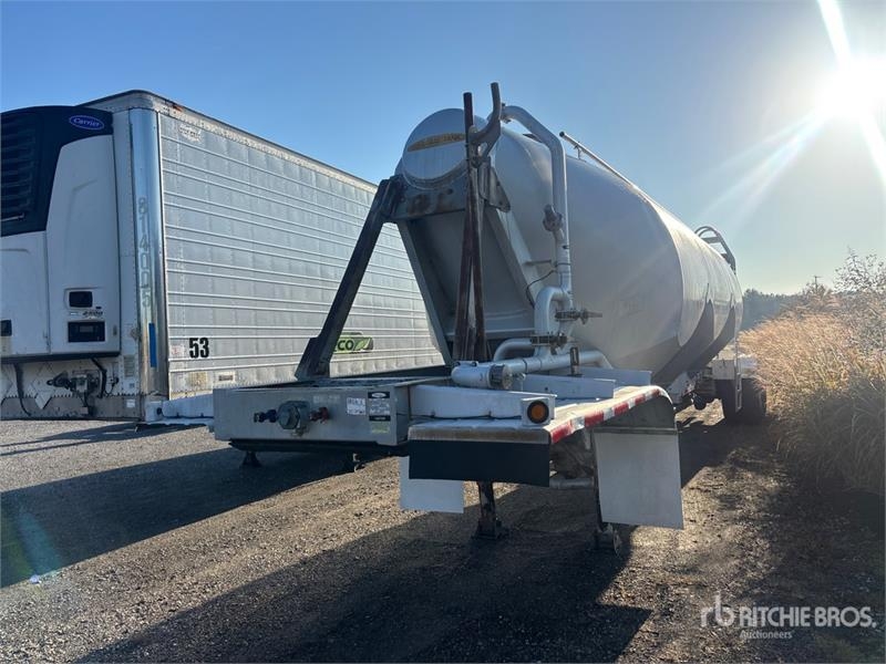 Remorque Heli 1000 cft T/A Pneumatic Bulk — occasion 2001