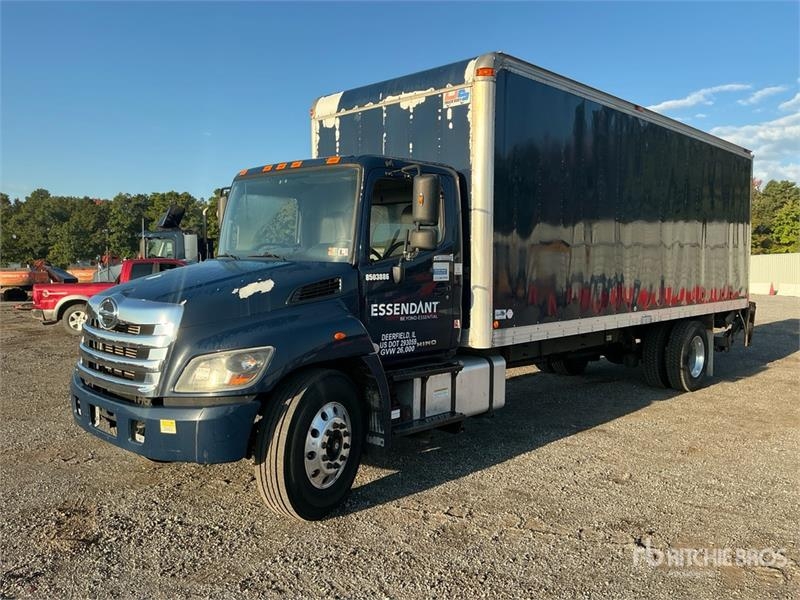 Camion fourgon Hino 268 — occasion 2014