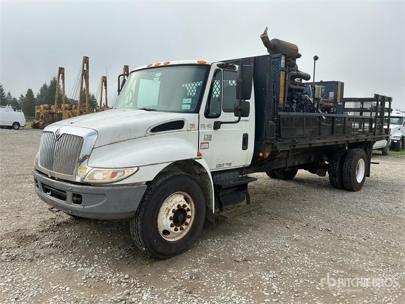 International 4300