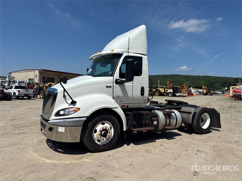 International RH613
