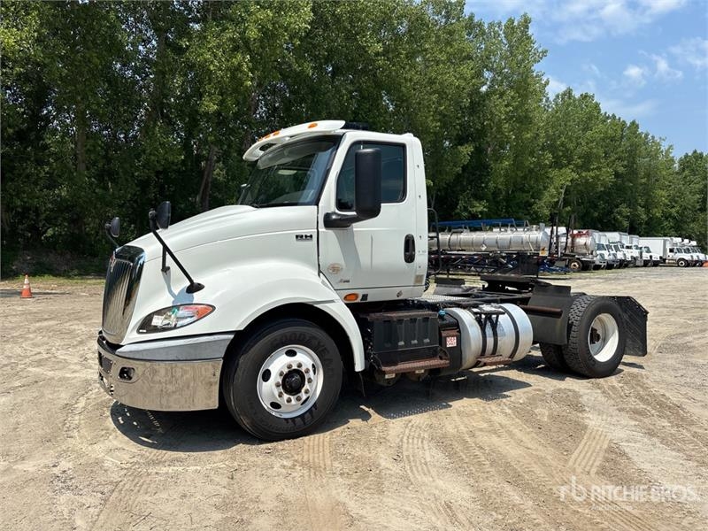 International RH613
