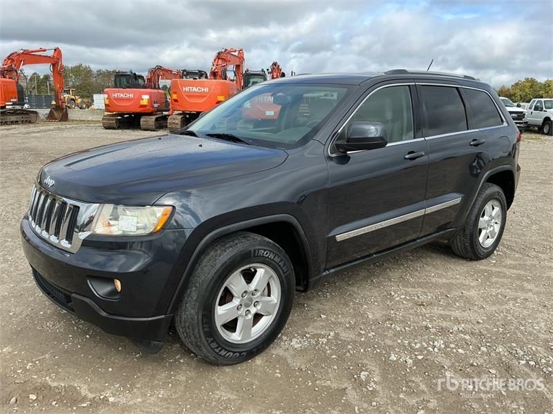 Voiture Jeep Grand Cherokee Laredo — occasion 2013
