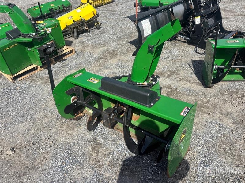 John Deere 47 in Snow Blower Attachment — occasion