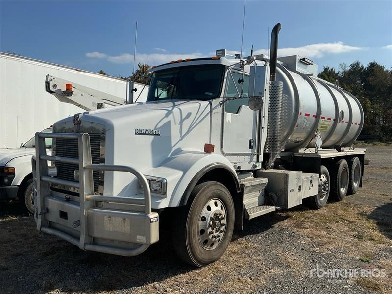 Camion citerne Kenworth T800 — occasion 2015