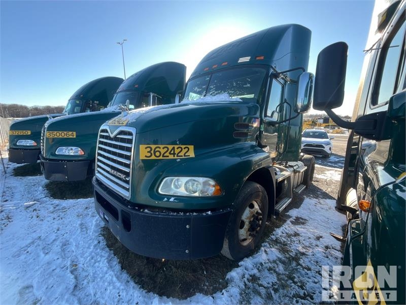 Mack CXU612
