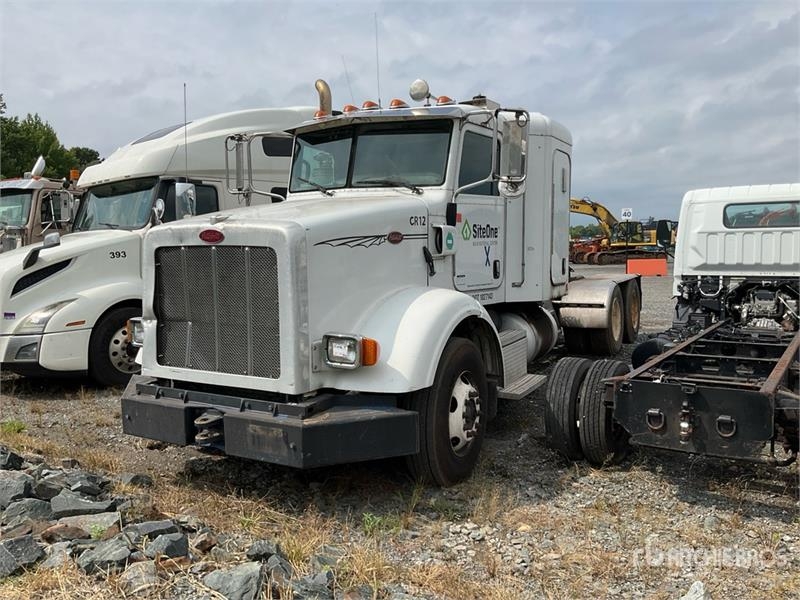 Peterbilt 365