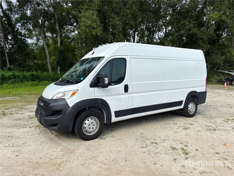 Fourgon utilitaire RAM ProMaster 2500 — occasion 2023