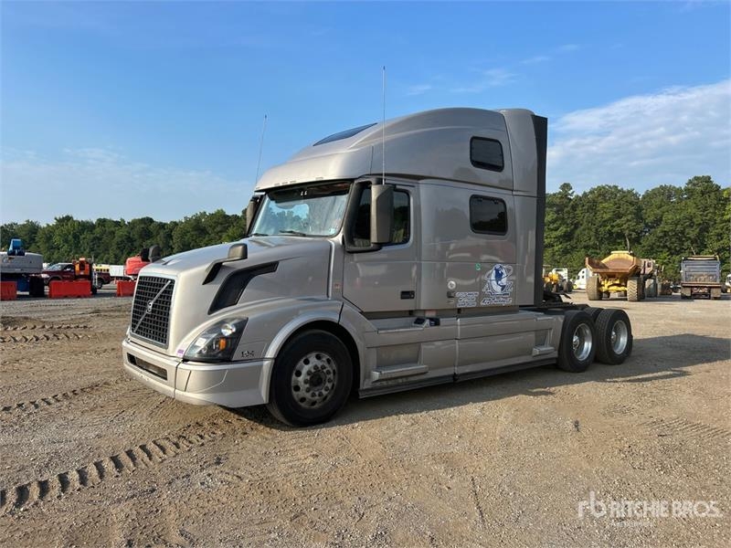 Tracteur routier Volvo VNL — occasion 2017