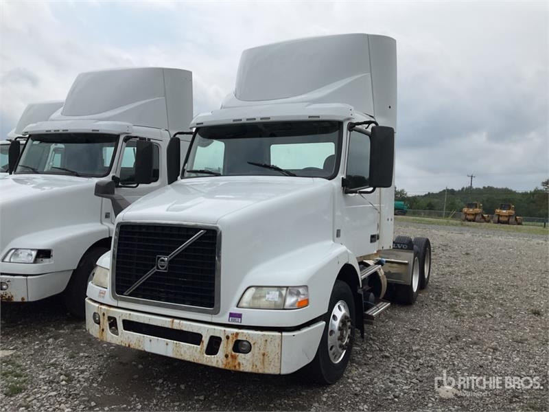 Volvo VNM