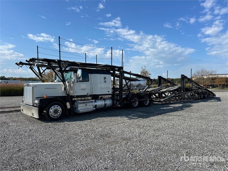 Camion porte-engins Western Star 4900 — occasion 2017