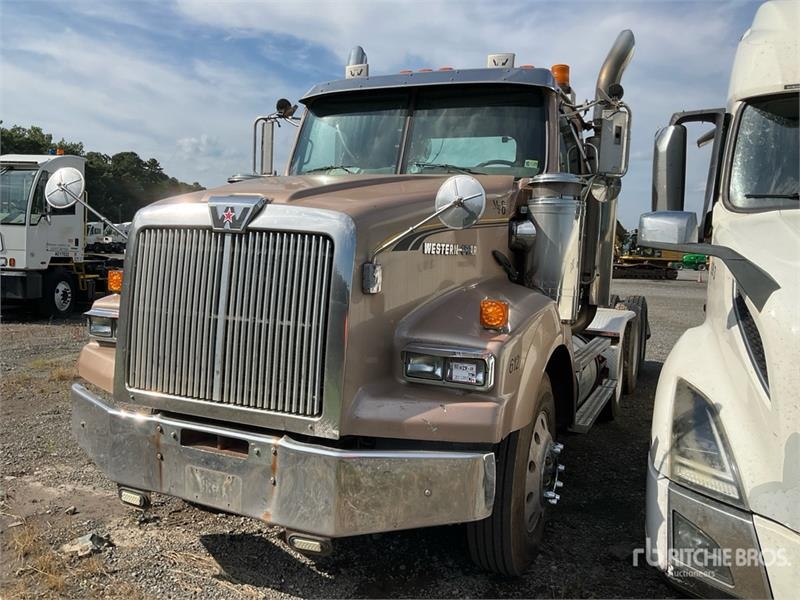 Western Star 4900SA
