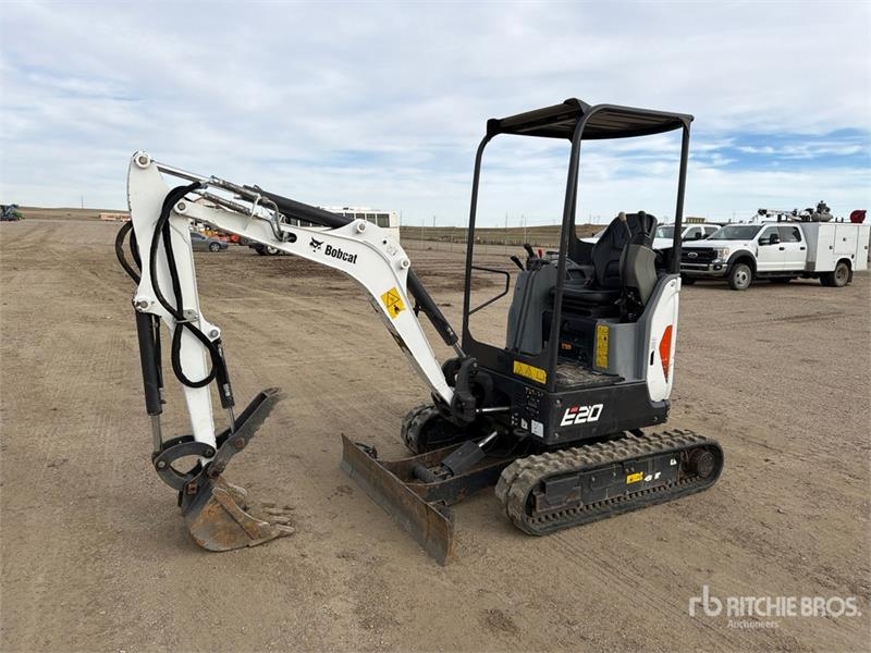 Mini-pelle Bobcat E20 — occasion 2020, 1 460 h