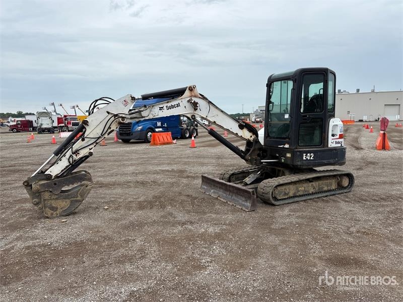 Bobcat E42