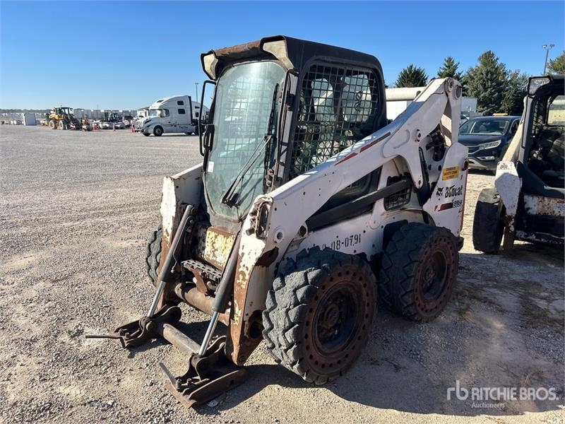 Chargeuse compacte Bobcat S650 — occasion 2015, 2 366 h