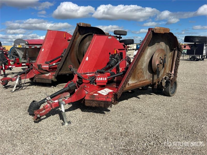 Arracheuse de pommes de terre Bush Hog 12815R4 15 ft 6 in Flex Wing Rotary Cutter — occasion