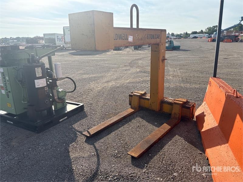 Caldwell 54 in 6 Ton Crane w/54 Inch Forks