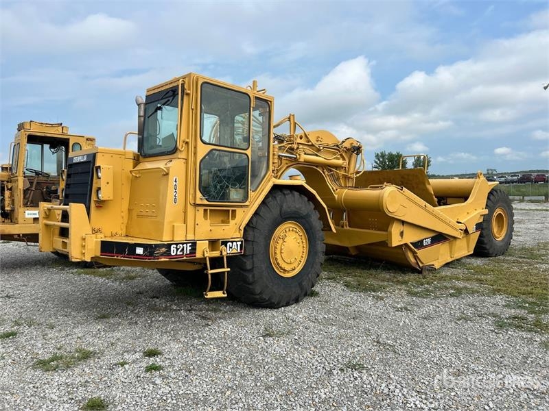CAT 621F