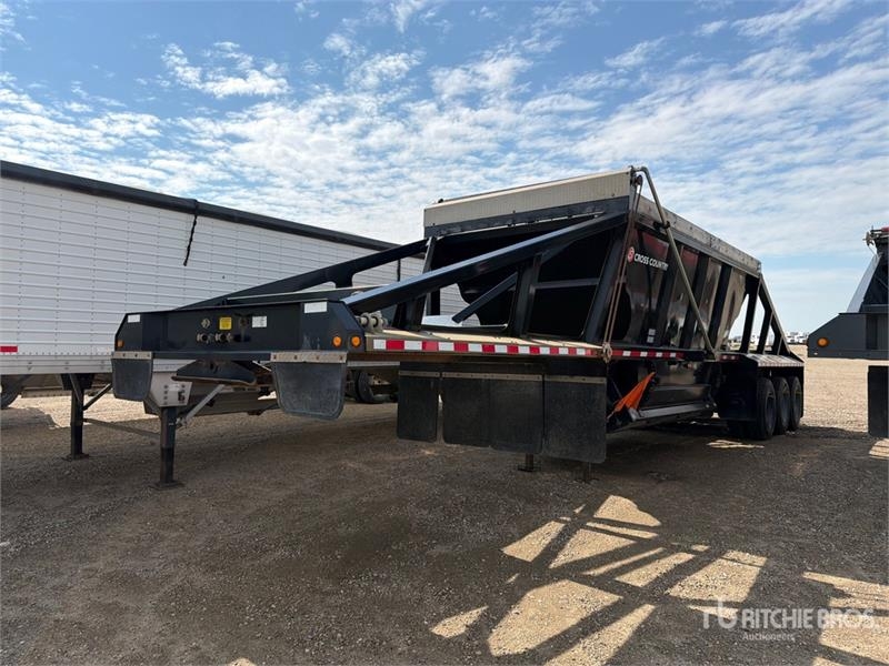 Cros Country Country 42 ft Tri/A Belly Dump Traile