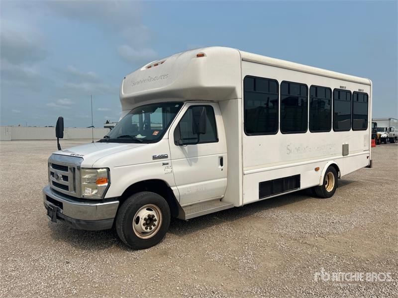 Ford E450
