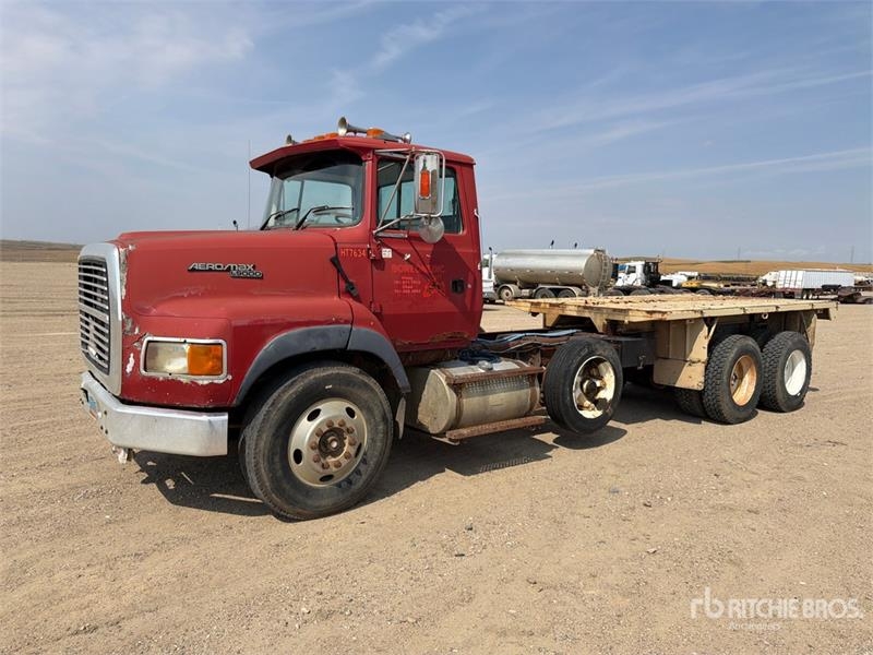 Camion plateau Ford LTS9000 — occasion 1996