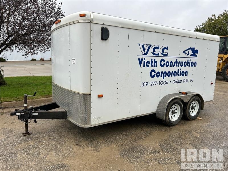 Remorque fourgon Forest River 14 ft T/A Enclosed — occasion 2011