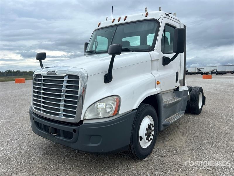 Tracteur routier Freightliner Cascadia 125 — occasion 2016