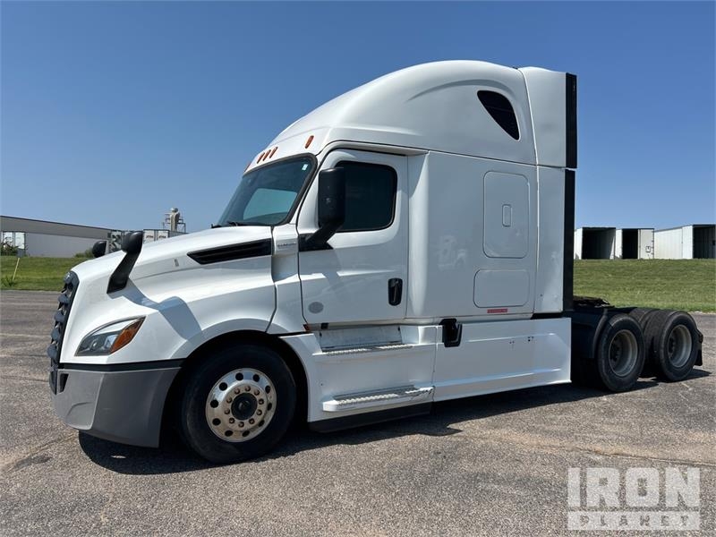 Freightliner Cascadia 126