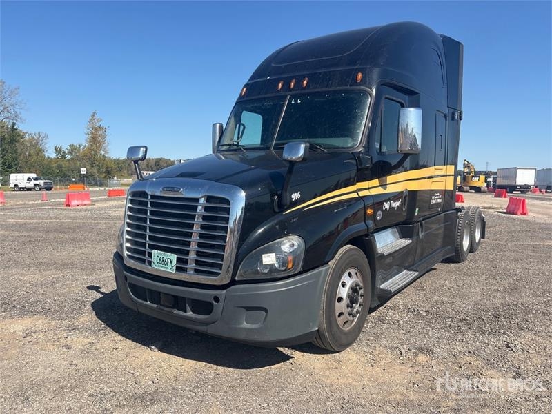 Tracteur routier Freightliner Cascadia 125 6x4 T/A Sleeper — occasion 2020