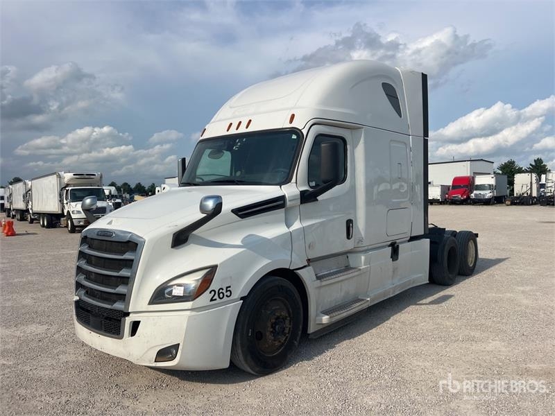 Tracteur routier Freightliner Cascadia 126 — occasion 2020