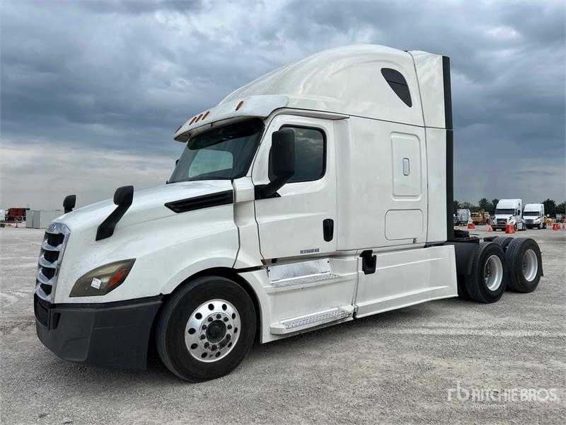 Tracteur routier Freightliner Cascadia 126 6x4 Rebuilt Title* T/A Sleeper — occasion 2020