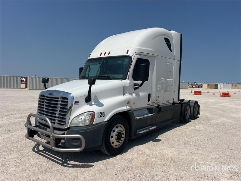Tracteur routier Freightliner Cascadia 125 6x4 T/A Sleeper — occasion 2017