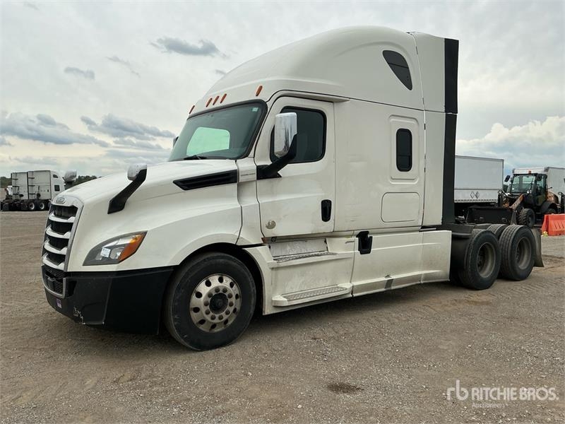 Tracteur routier Freightliner Cascadia 126 — occasion 2020