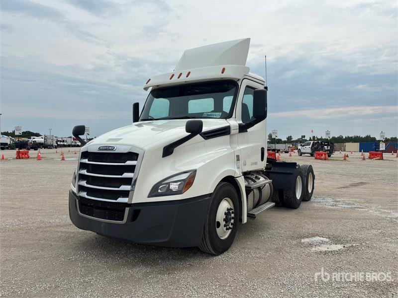 Freightliner Cascadia 126