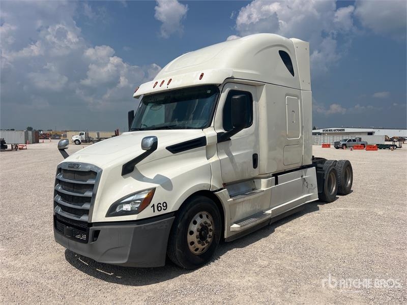 Freightliner Cascadia 126