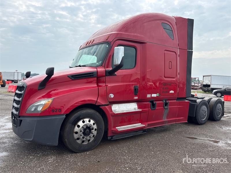 Freightliner Cascadia 126