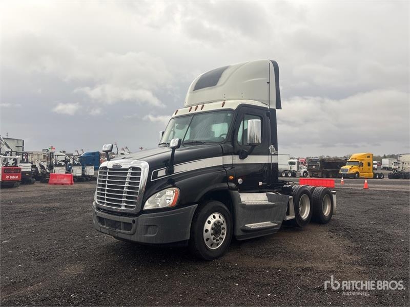 Tracteur routier Freightliner Cascadia 125 — occasion 2016
