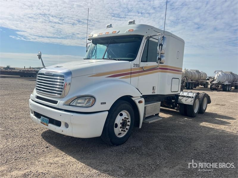 Freightliner Columbia 120