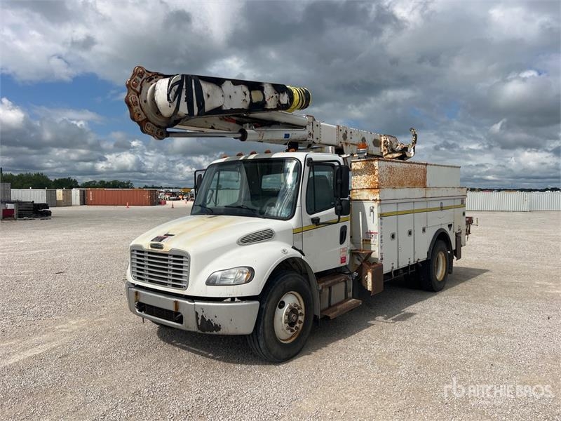 Freightliner M2 106