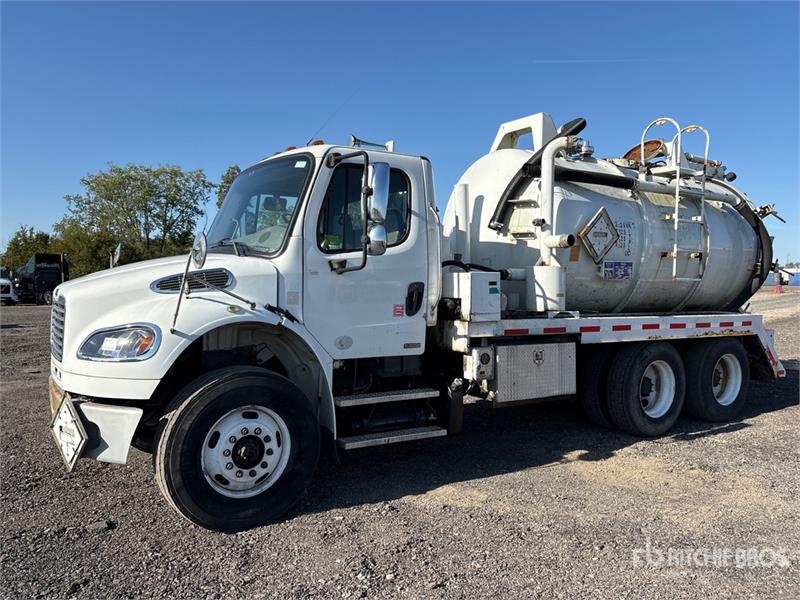 Hydrocureur Freightliner M2 106 — occasion 2012