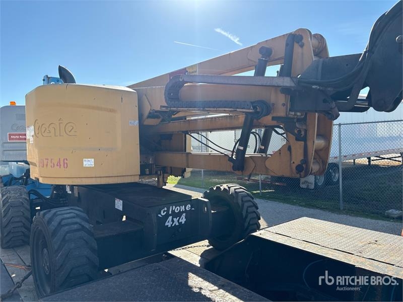 Nacelle articulée Genie Z-45 IC 4WD Diesel — occasion 2015, 1 744 h