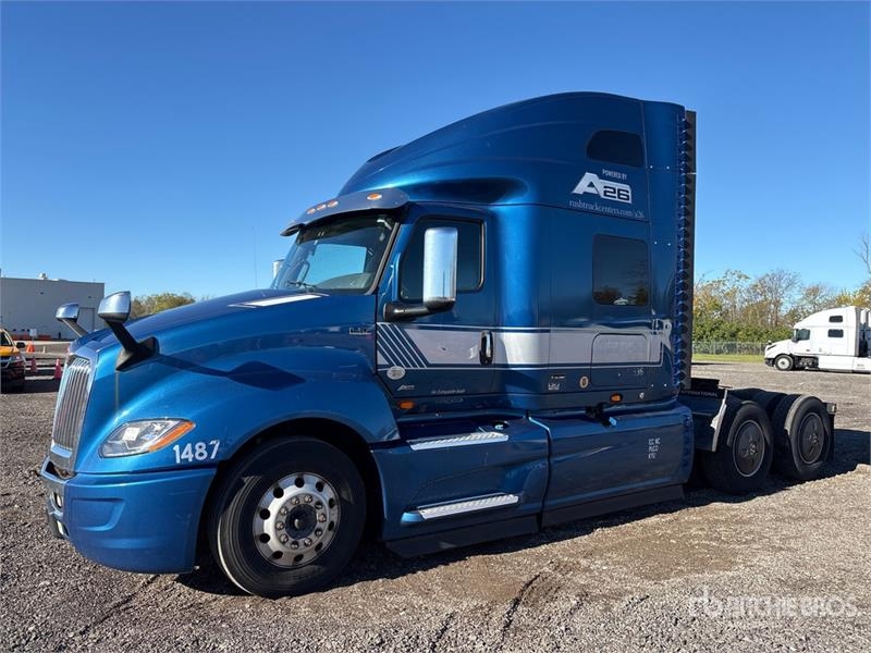 Tracteur routier International LT625 — occasion 2019
