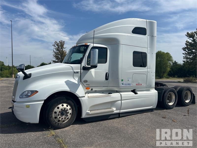 International LT625