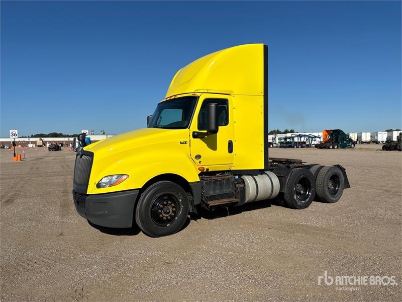 Tracteur routier International LT625 6x4 T/A Day Cab — occasion 2023