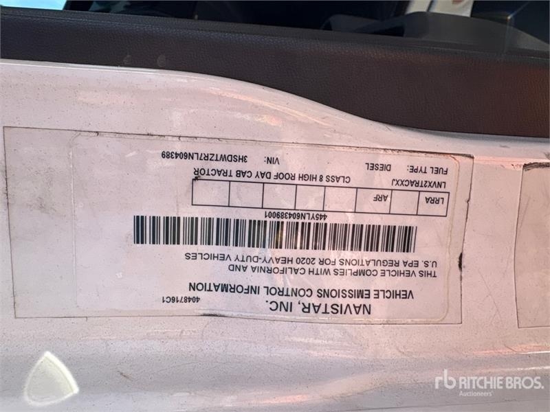 Tracteur routier International RH613 T/A Day Cab — occasion 2020