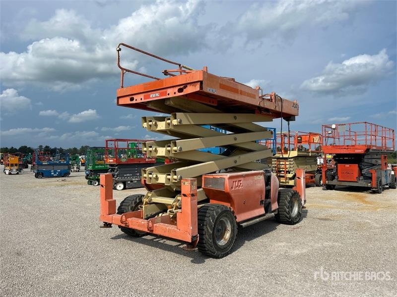 Nacelle à ciseaux JLG 4394 RT — occasion 2011, 2 062 h