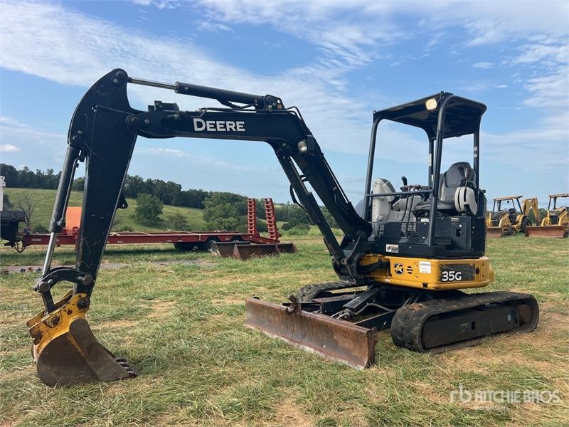 John Deere 35G