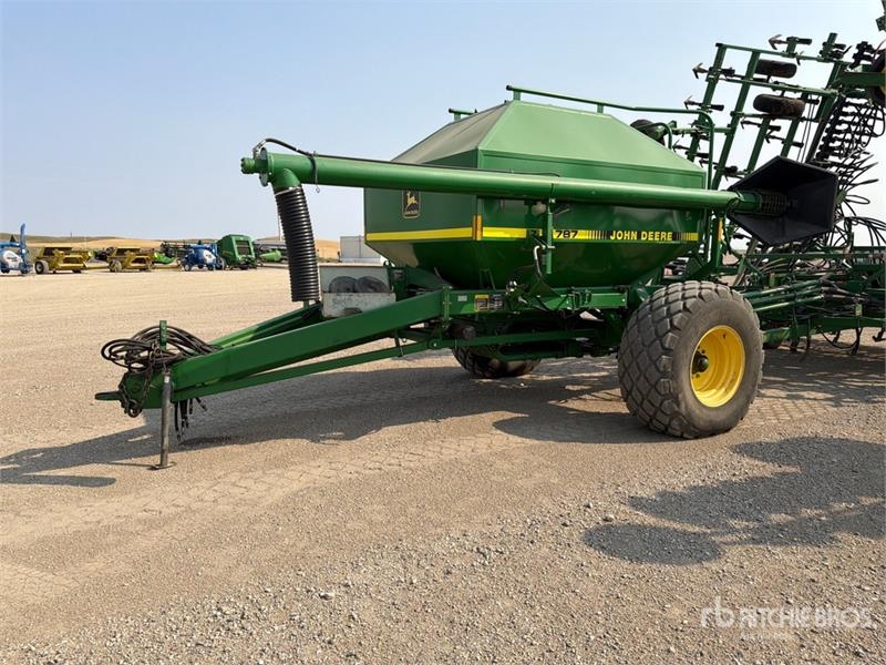 Semoir John Deere 787 — occasion 1994