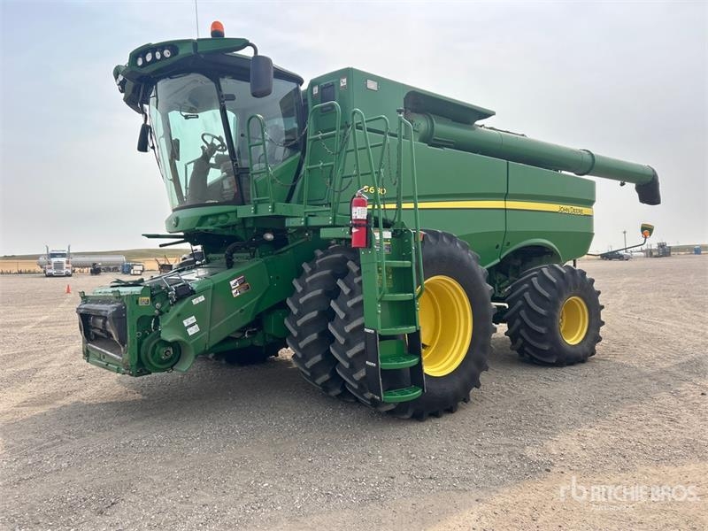 Moissonneuse-batteuse John Deere S680 — occasion 2014, 1 474 h