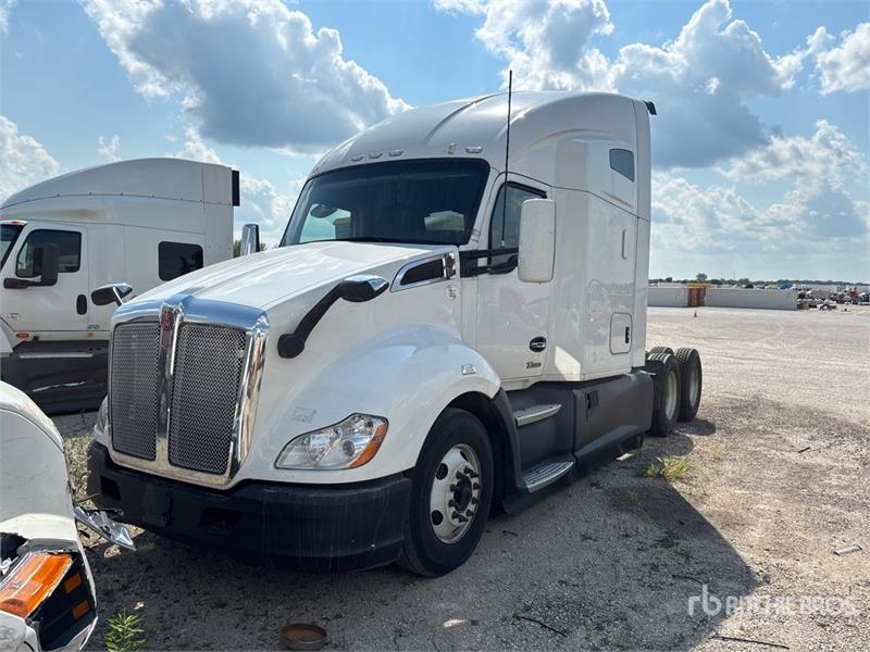 Tracteur routier Kenworth T680 — occasion 2022